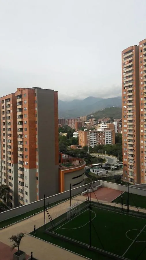 Apartamento En Colores Y O Cabana Hermosa Medellin 0*,